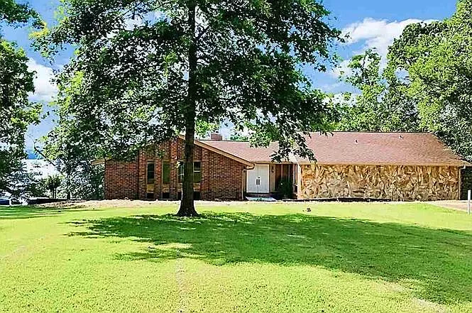 320 Lake Forest Cir — Photo 21