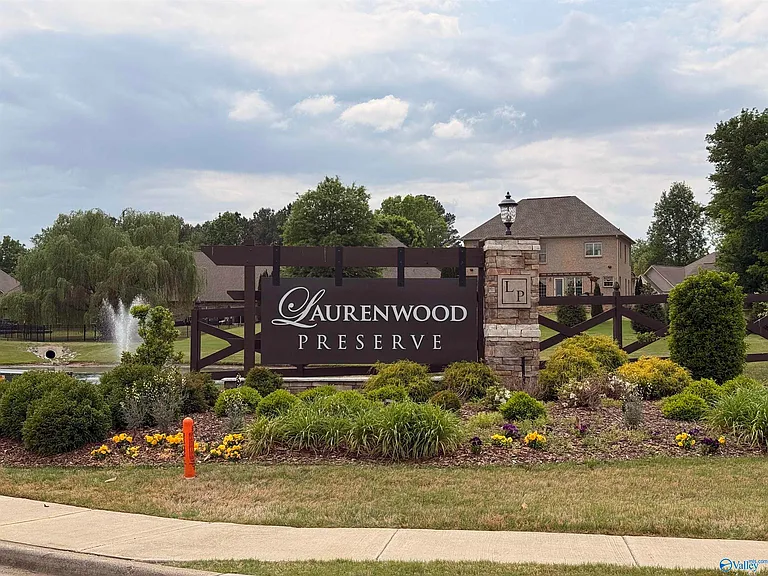 108 Blackwood Dr — Photo 42