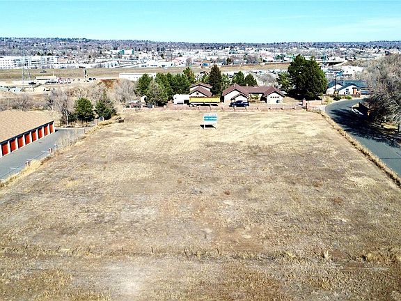 3rd image of 6105 W 49th Place