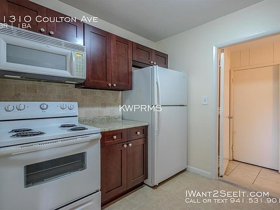 4th image of 21310 Coulton Ave