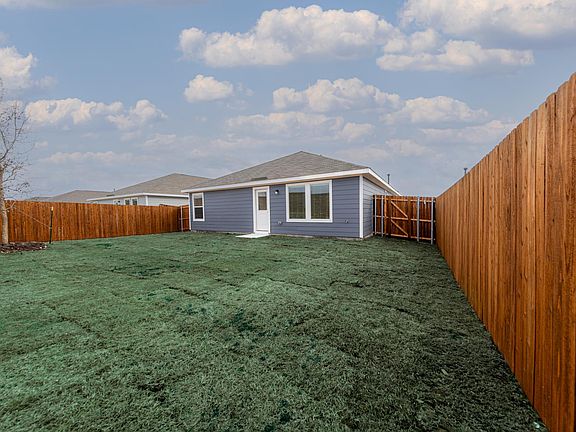 2nd image of 1920 Poptic Ln #1920