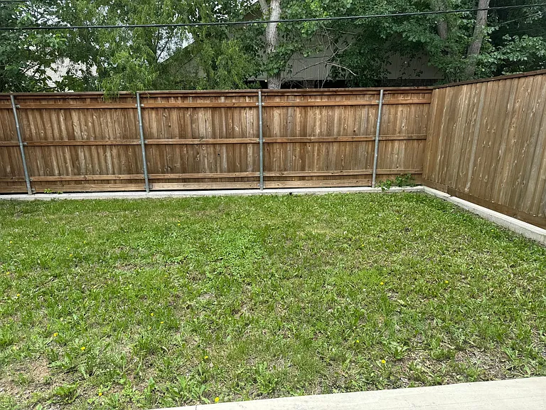 3159 Karen St — Photo 20