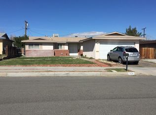 1525 De Anza St, Barstow, CA 92311