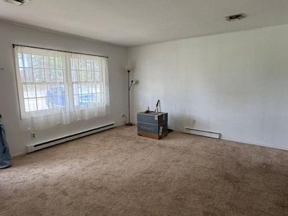 3rd image of 32424 S Main St