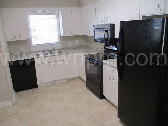 5th image of 219 Hames Ave