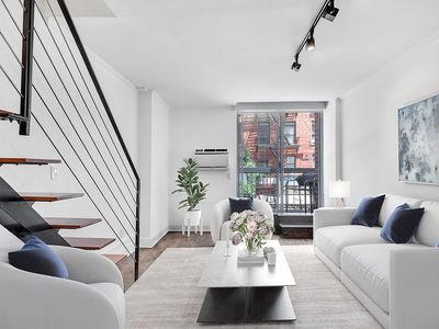 184 Thompson St APT 1S, New York, NY, 10012