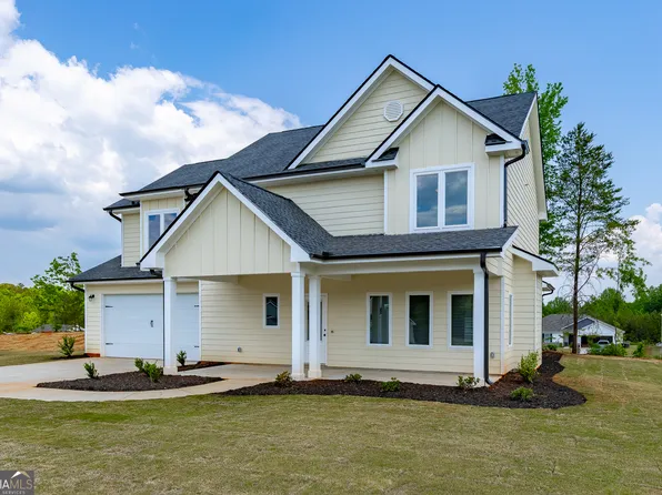 119 Boulder Dr, Toccoa, GA 30577