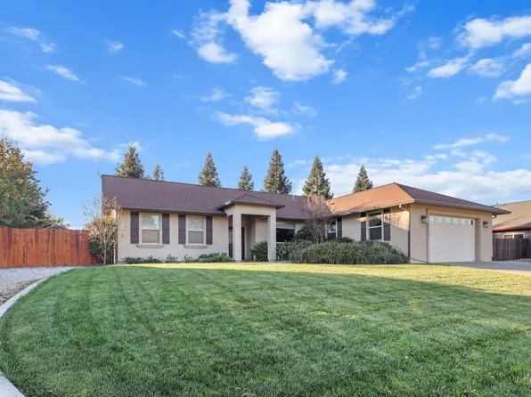 12915 Gardenia Ave, Red Bluff, CA 96080