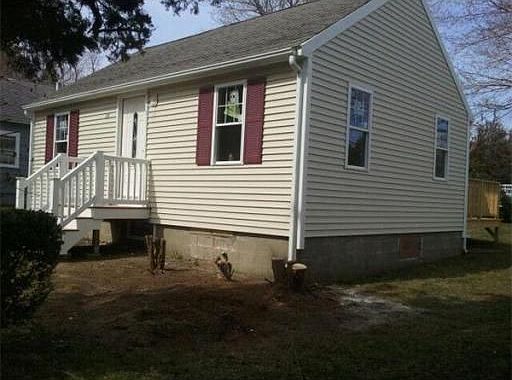 2nd image of 28 Grasshopper Ln