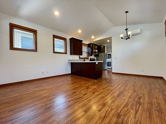 5th image of 912 8th St #0