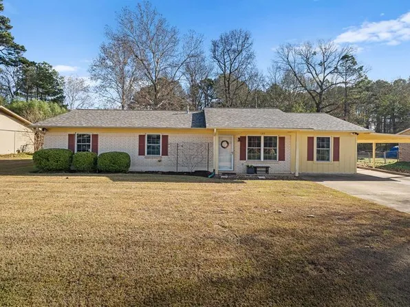 130 Greenforest Trl, Nash, TX 75569