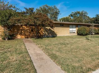 609 Royal Crest Dr, Richardson, TX 75081