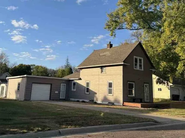 1418 4th Ave, Mountain Lake, MN 56159