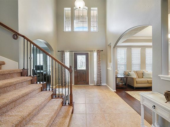 4th image of 14530 Lakepointe Bend Ln