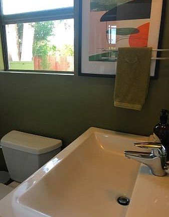 en suite bathroom