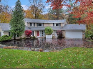30525 W Landerwood Rd, Pepper Pike, OH 44124