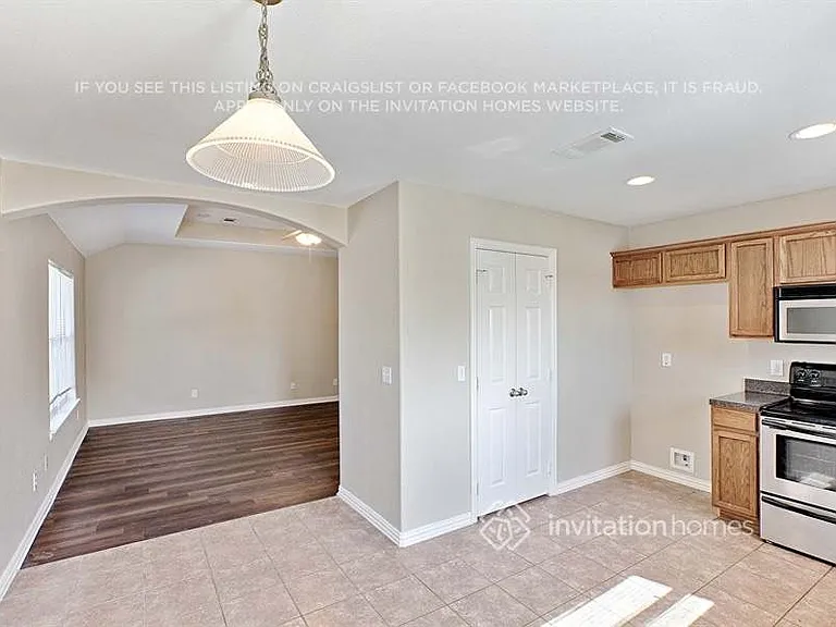 13916 Garden Grove Dr — Photo 7