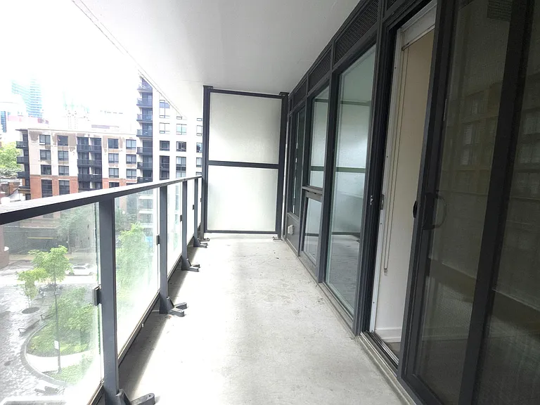 77 Shuter St #603 — Photo 15