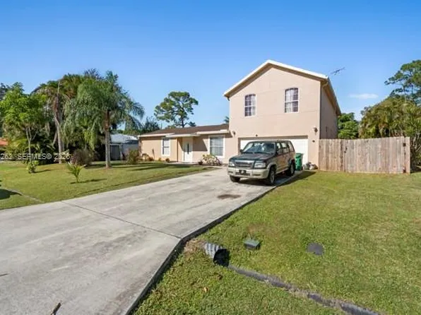 707 SE Karrigan Ter, Port Saint Lucie, FL 34983