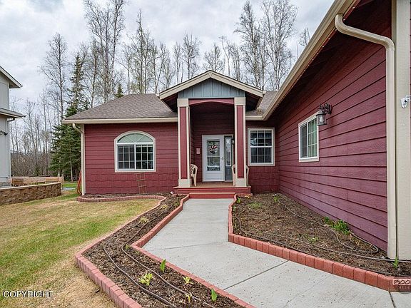 4th image of 16274 Stephan Valley Dr