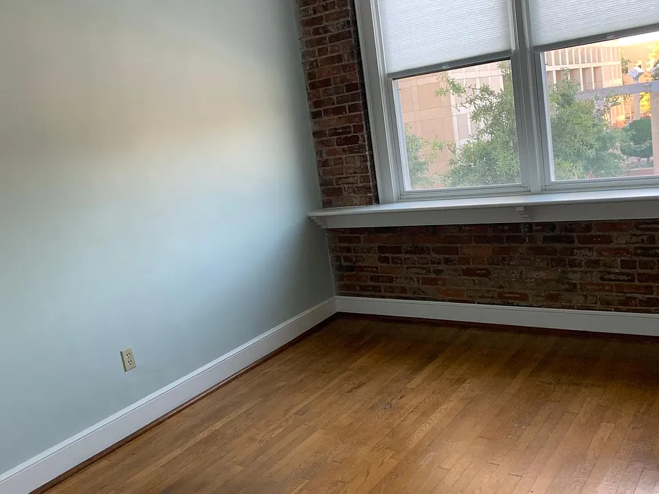 Bedrooms fit queen bed nicely
will accommodate a king though