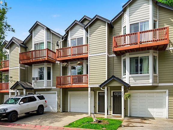 2nd image of 4434 NE Nicholson Loop