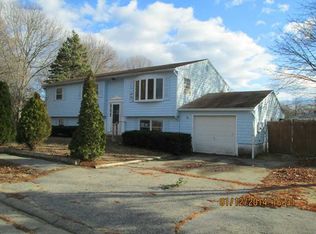 6 Karen Dr, Warwick, RI 02886