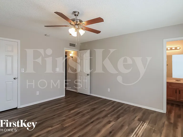 8603 W Diana Ave — Photo 14