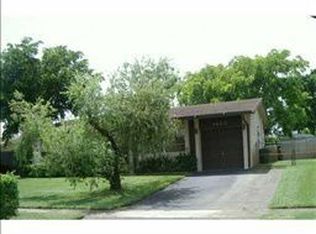 9600 NW 10th St, Pembroke Pines, FL 33024