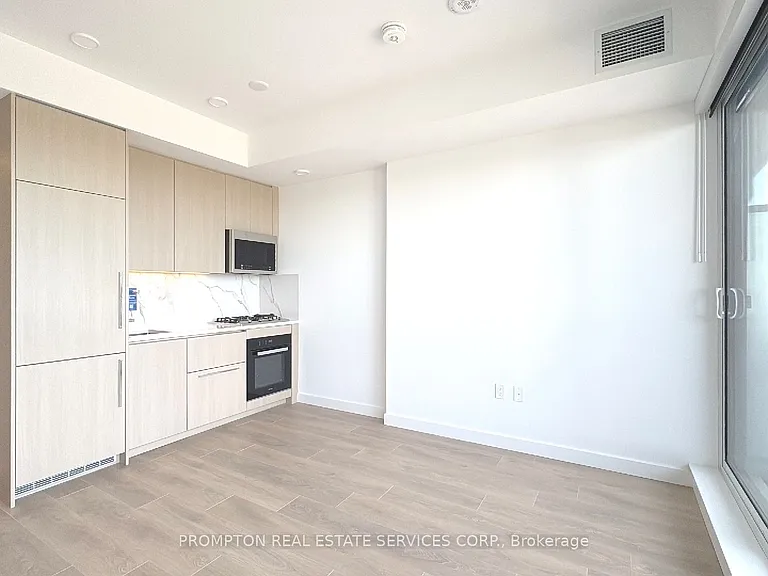 18 Esther Shiner Blvd #2606 — Photo 5
