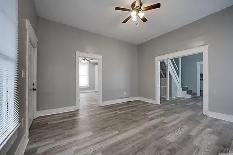 1135 N Ash St — Photo 2