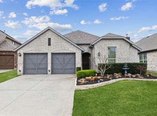836 Parkland Dr, Aubrey, TX 76227