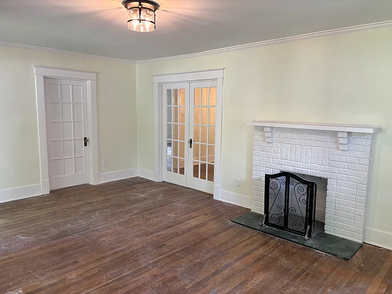 515 Alexander St — Photo 13