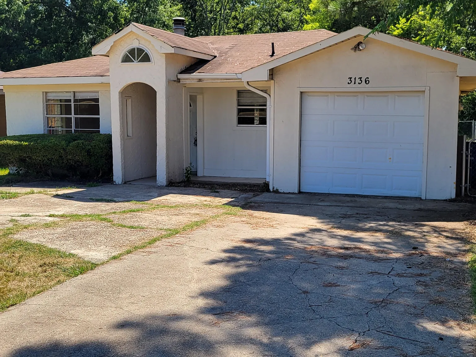 3136 Seminole Drive - 1 — Photo 1