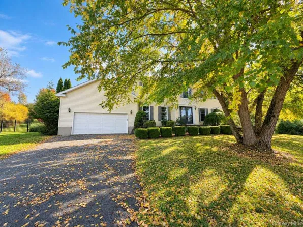 78 N Smith Rd, Lagrangeville, NY 12540
