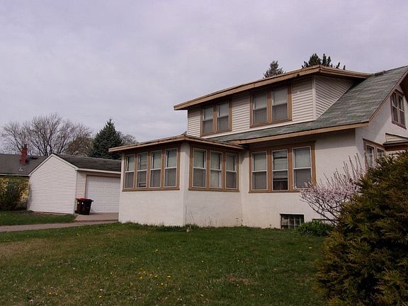 3rd image of 1004 Dwane St