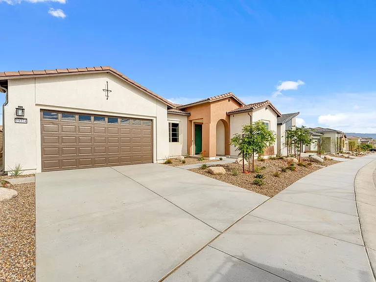 73774 Mojave Desert Dr — Photo 2
