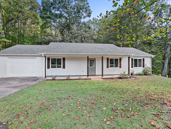 1227 J D Walton Rd, Newnan, GA 30263