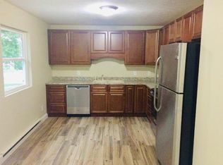 1537 Benjamin Ct, Kent, OH 44240