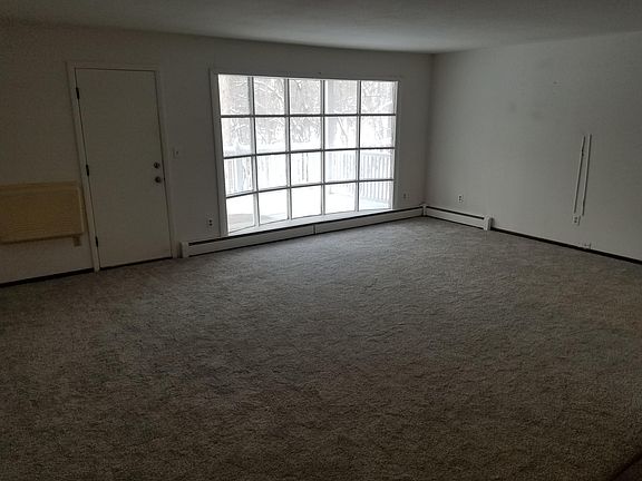 5th image of 225 Williamsburg Dr #4