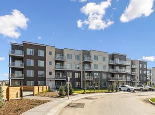 700 W Shawnee Sq SW #412, Calgary, AB T2Y 0W4