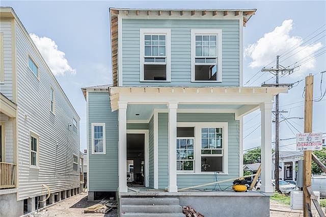 1st image of 632 1st St