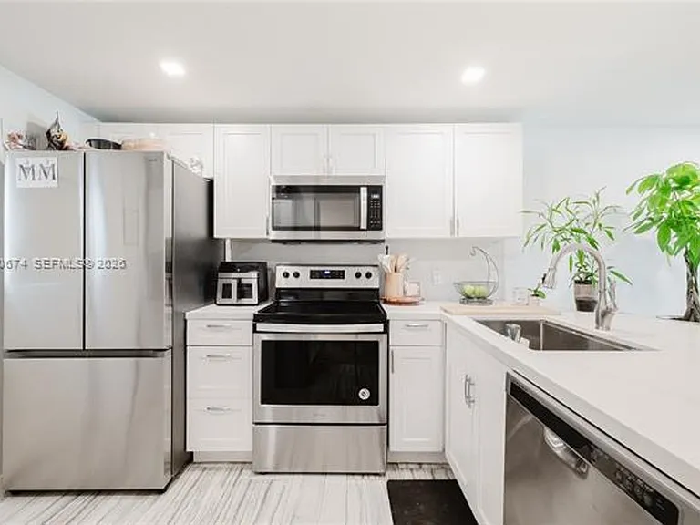 3745 NE 171st St #CU-27 — Photo 9