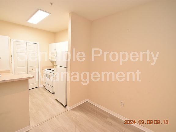 4th image of 1910 E Palm Ave APT 8302