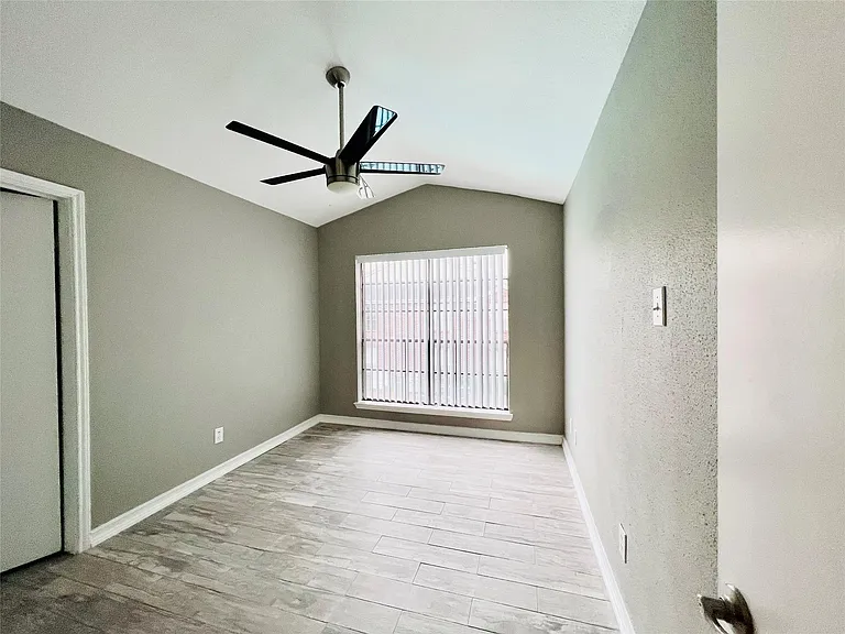 2121 El Paseo St #2204 — Photo 11