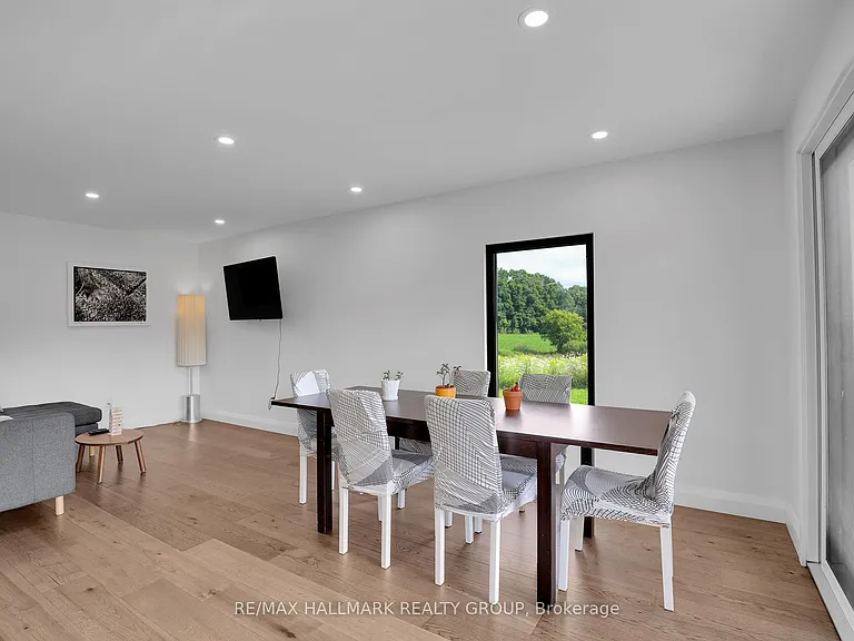 165 Knapp St — Photo 16