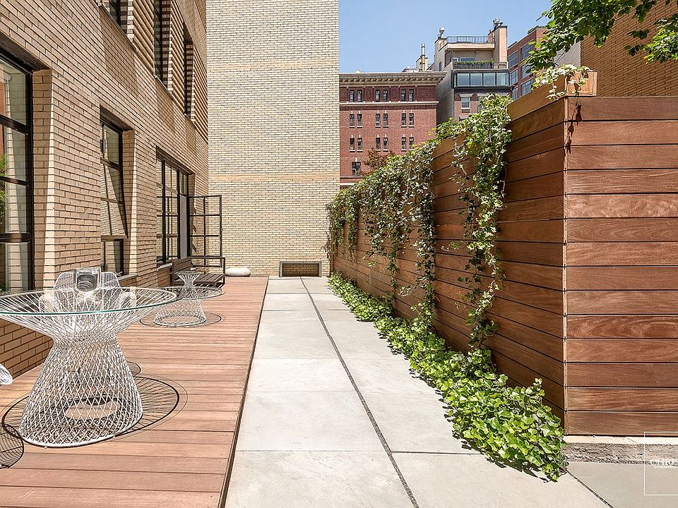 1st image of 495 West St APT 1