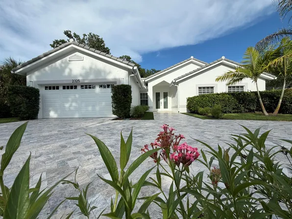 2325 NW 101st Way, Pompano Beach, FL 33065
