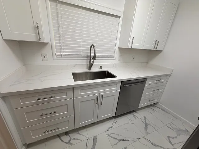 1320 Union St #B — Photo 12