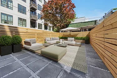 1152 Lafayette Avenue, #1B